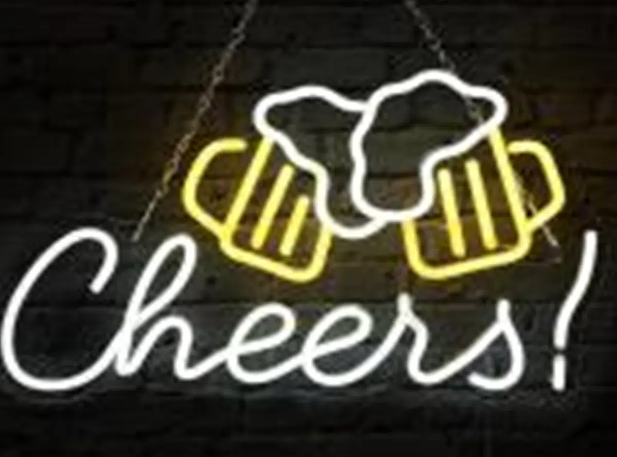 NHL-051 – Neon Hanging Light – Cheers Sign